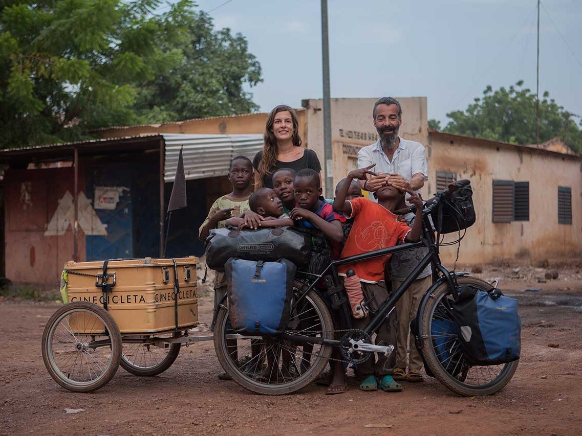Cinecicleta África