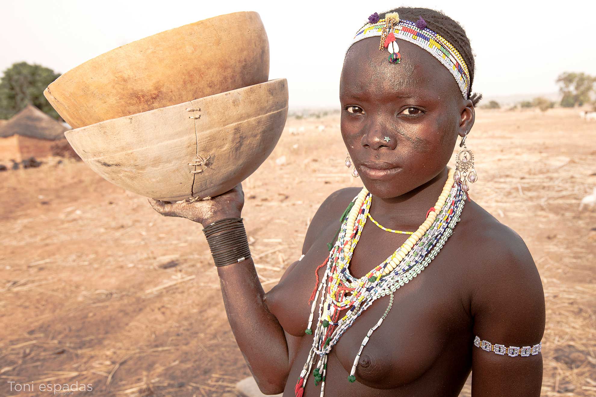 mujer etnia kamberi