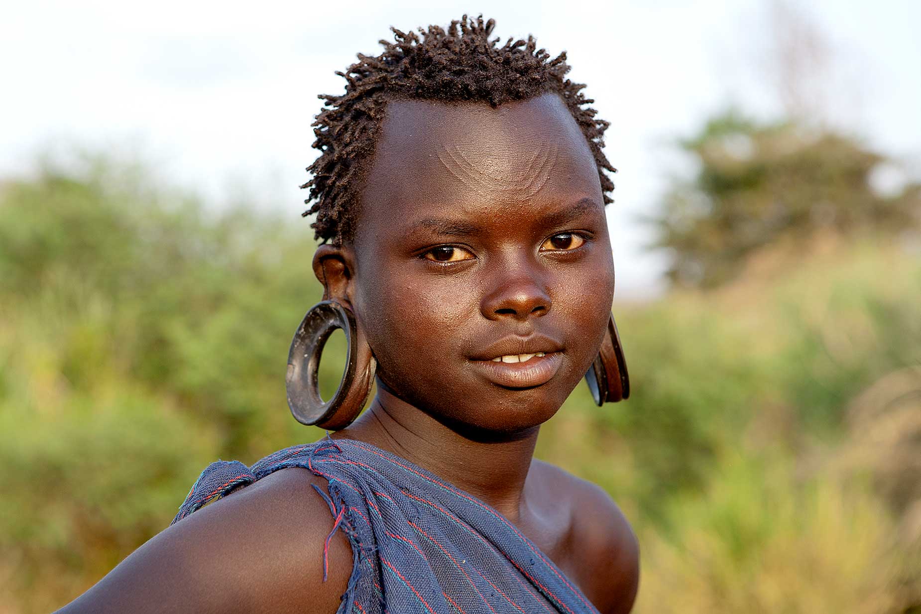surma girl kibish Etiopía